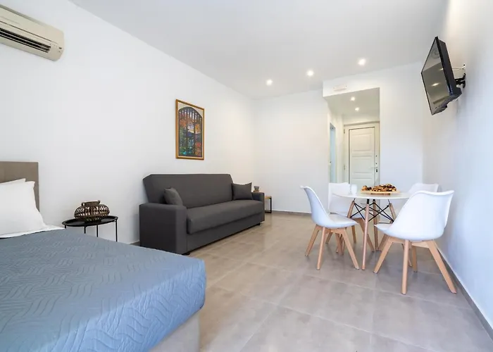 Kalligeom * Limenas Chersonisou